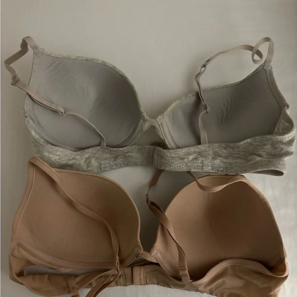 Bras - Picture 2 of 2